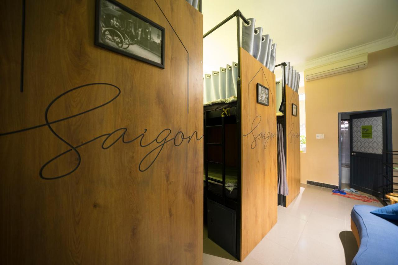 Happy Saigon Hostel Хошимін Екстер'єр фото